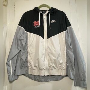 Nike Mater Dei Softball Windbreaker Hoodie XL